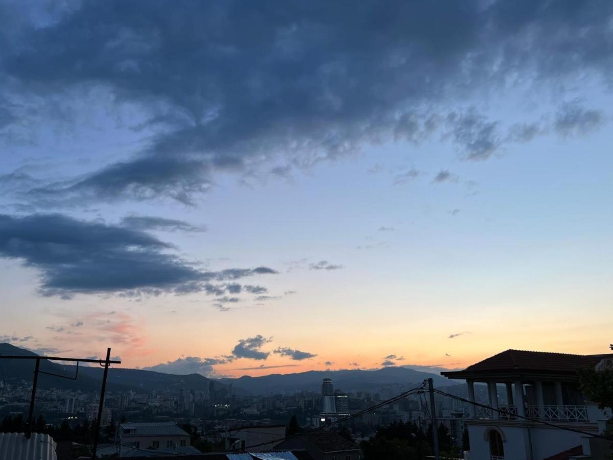 Garden House Tbilisi Hotel Екстериор снимка
