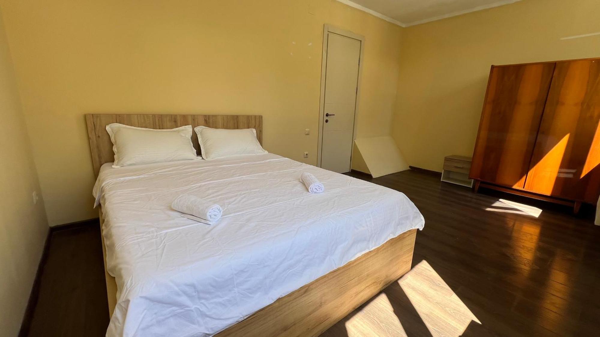 Garden House Tbilisi Hotel Екстериор снимка